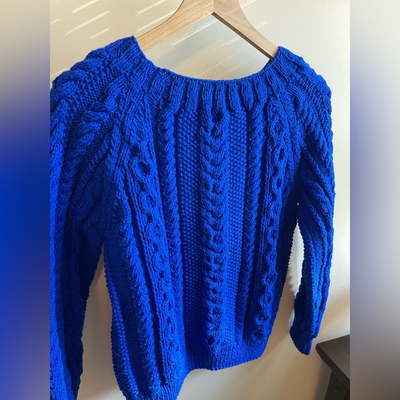 Gorgeous hand knitted sweater in Indigo Blue - Picture 3 of 4